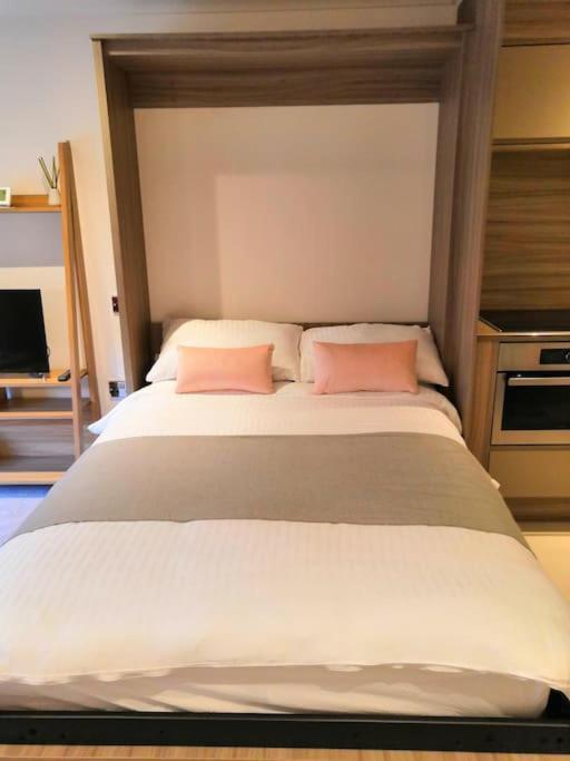 21 The Cocoa Suites Йорк Экстерьер фото
