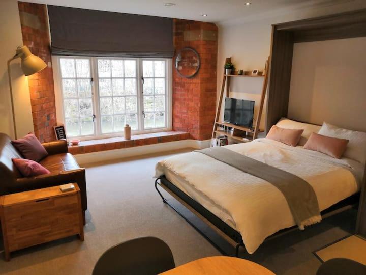 21 The Cocoa Suites Йорк Экстерьер фото